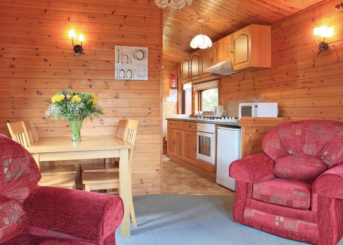 Ben Nevis Holiday Park Banavie Экстерьер фото